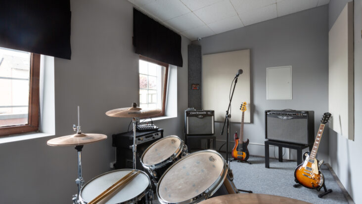 Room01